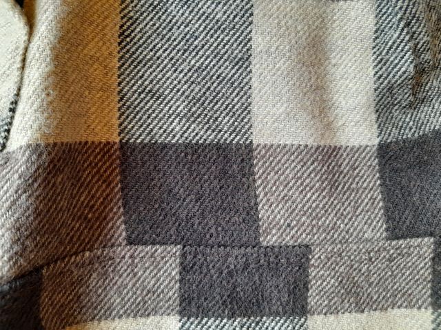 Pantalón corto de lana