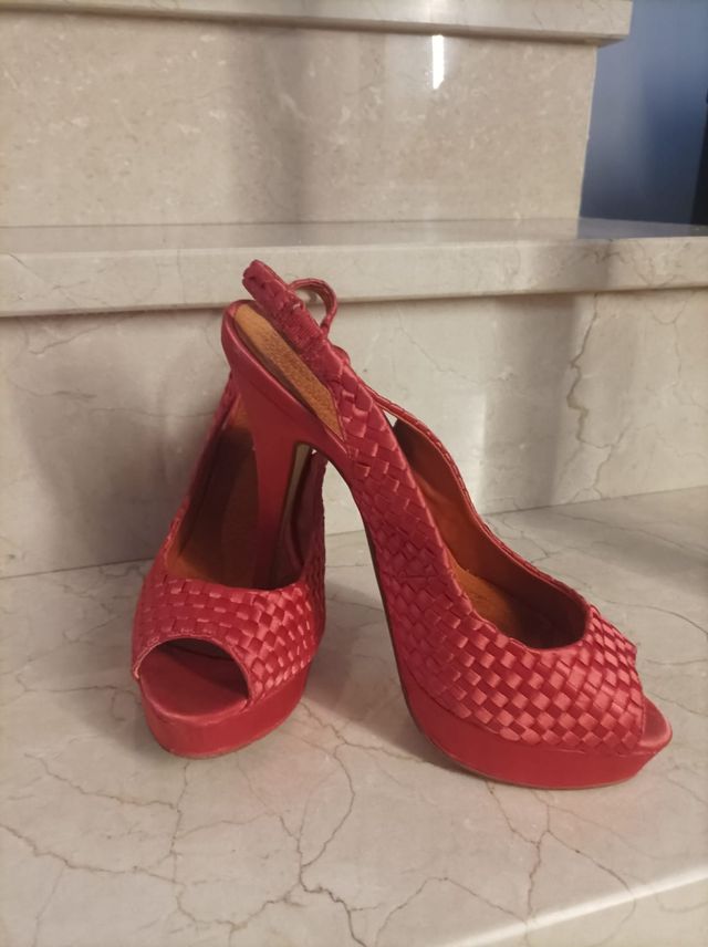 zapatos tacón coral