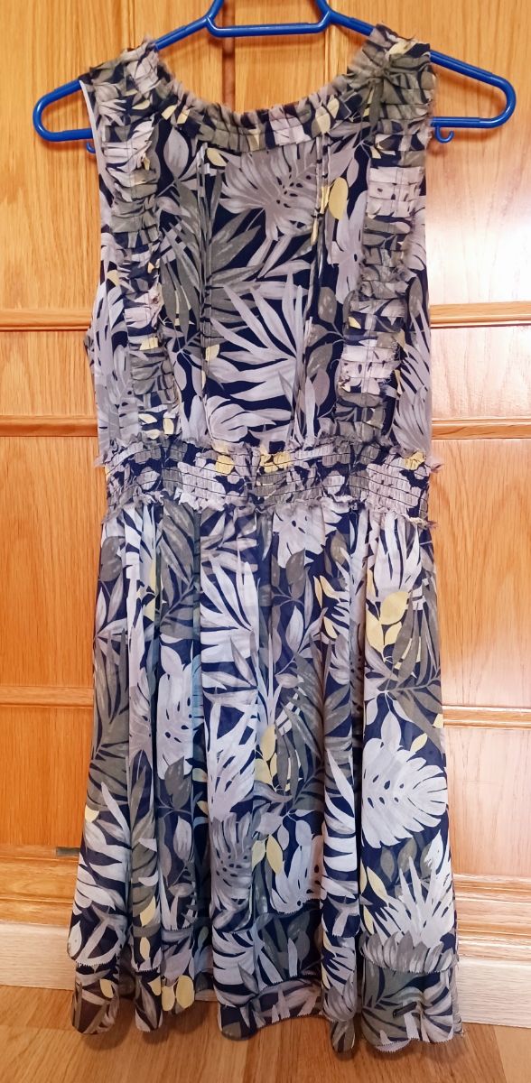 PEPE JEANS.maravilloso vestido tejido vaporoso.