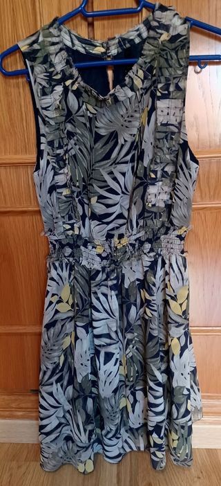 PEPE JEANS.maravilloso vestido tejido vaporoso.