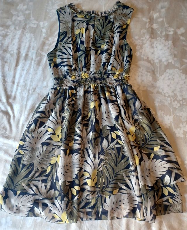 PEPE JEANS.maravilloso vestido tejido vaporoso.