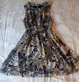 PEPE JEANS.maravilloso vestido tejido vaporoso.