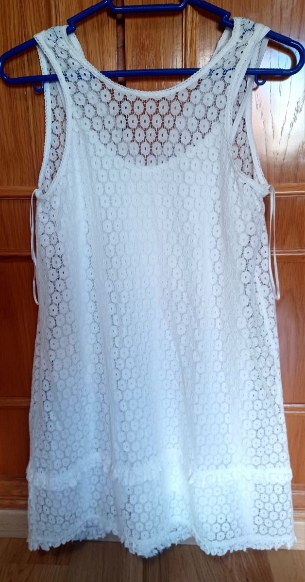 vestido blanco de guipur