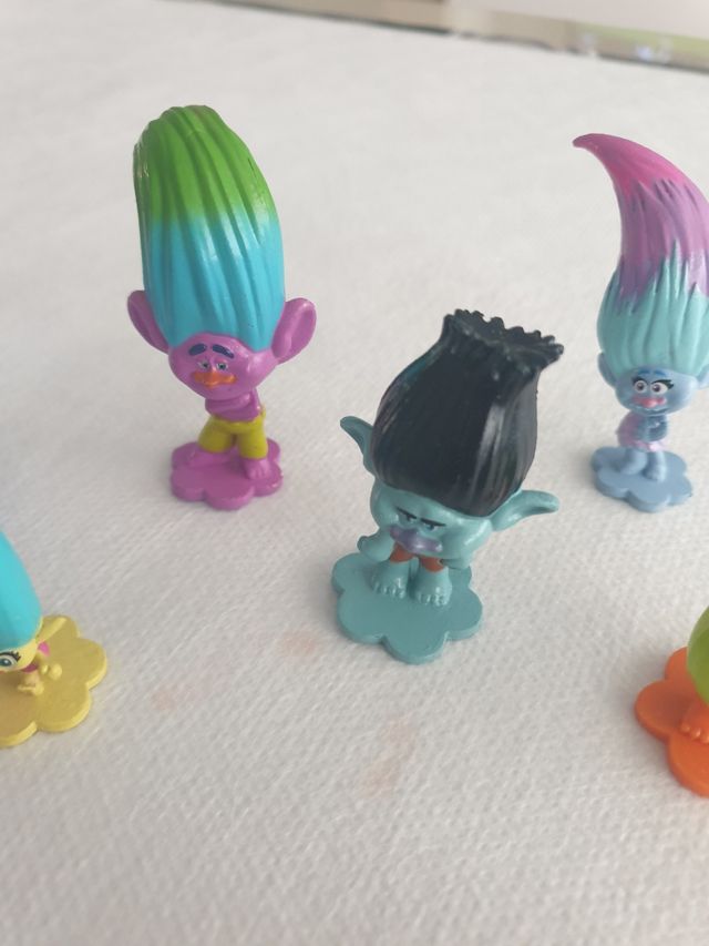Figuras de goma de la película Trolls 12 unidades