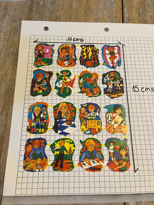 4 hojas cromos troquelados