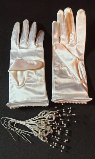 Guantes y ramito de novia de Azahar antiguo