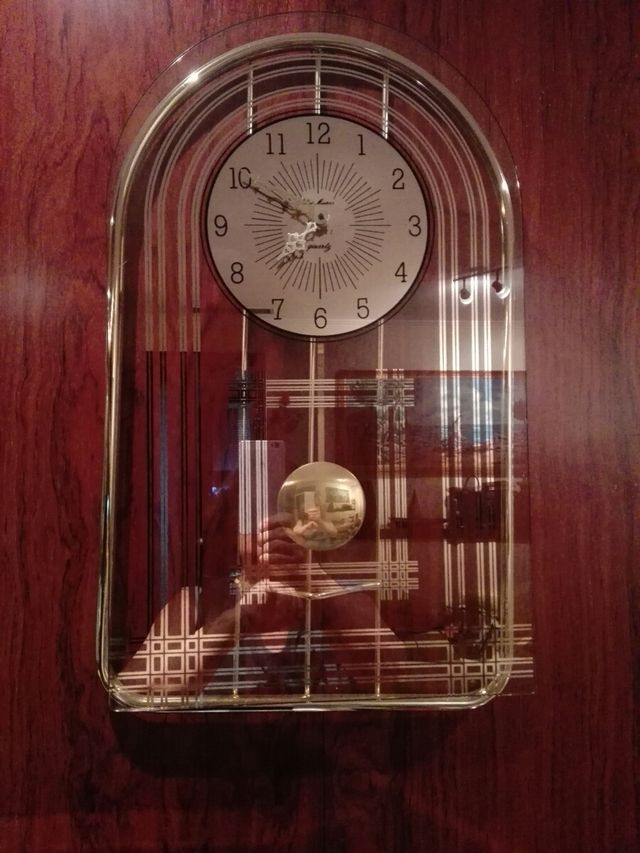 Orologio da parete in vetro