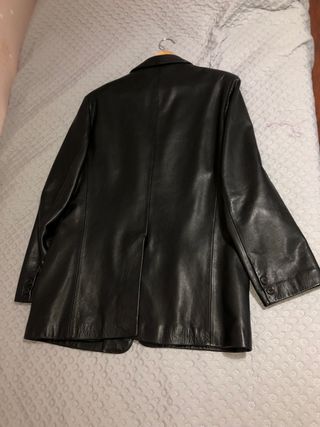 CHAQUETA DE CUERO 