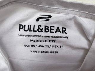 Camiseta blanca muscle fit. Pull&Bear. Talla XS