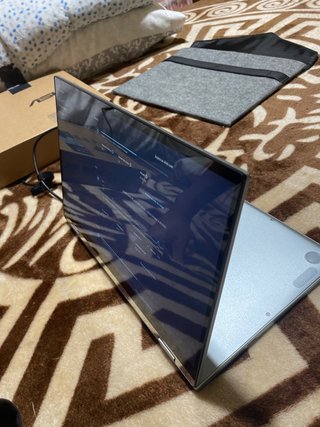 Se vende portátil chromeboock asus C433T tactil
