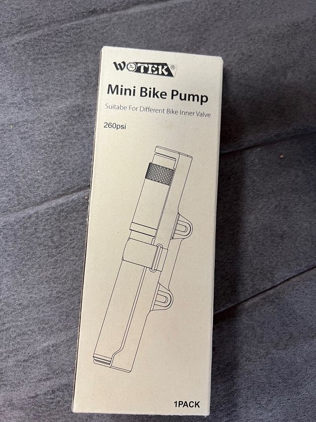 Inflador bombín ruedas bicicleta