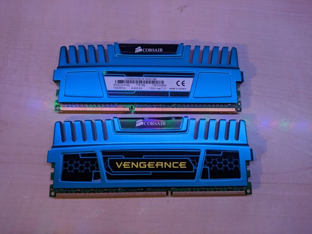 DDR3 8GB (2x 4GB) Memoria RAM Corsair