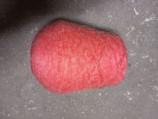 gomitolo lana rosa scuro