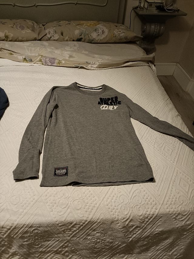 Polo Manga larga. Superdry. Chico.