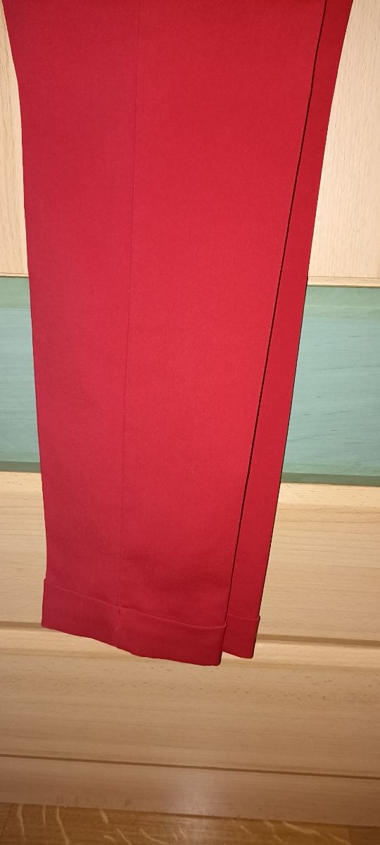 Pantalones tobilleros Zara