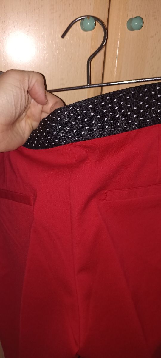 Pantalones tobilleros Zara