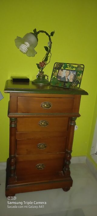 Dormitorio matrimonio madera pino