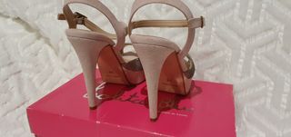LOLITA BLUE. Sandalias tacón rosa palo dorada 38