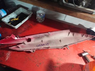 Tapa trasera izquierda visión 110