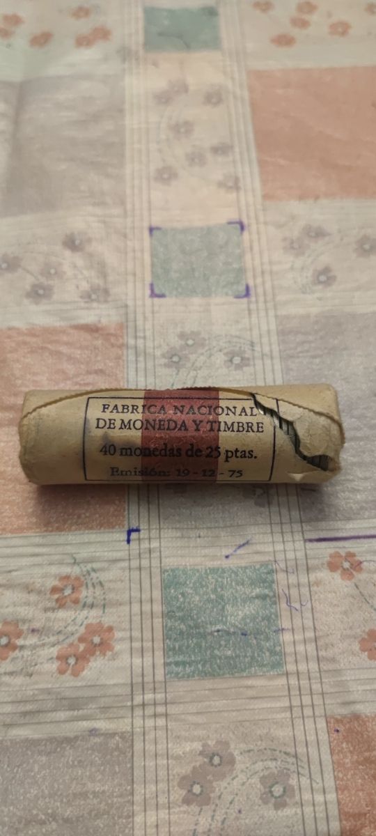 Cartucho 40 monedas 25pts de 19/12/1975