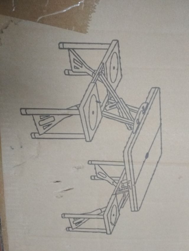 mesa plegable  con sillas