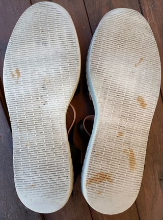 Sandálias menorquinas pretas. Havaianas