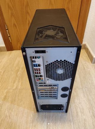 PC Phenom X6 1090T AMD