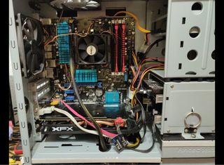 PC Phenom X6 1090T AMD