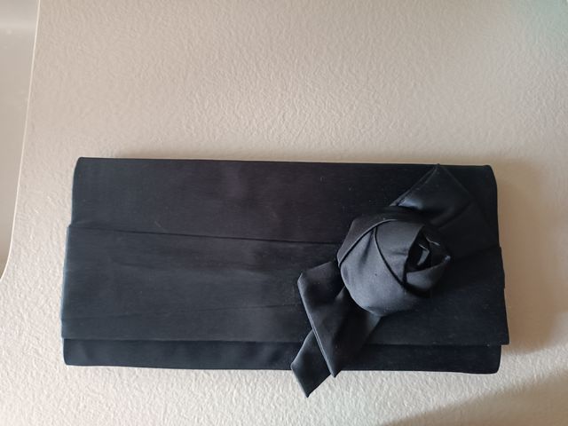 pochette in raso nera