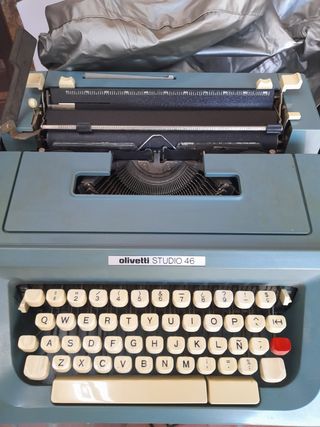Máquina de Escribir Olivetti