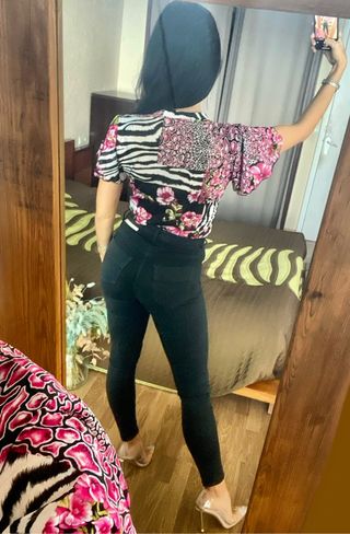 Nueva blusa floral volantes Zendra talla M