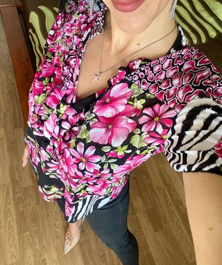 Nueva blusa floral volantes Zendra talla M