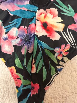 Bañador tucán, talla 38 nuevo