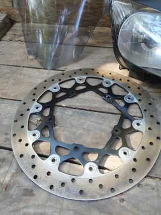 varias piezas Yamaha Fazer