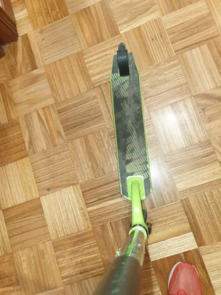 Scooter MADD MGP PRO. COMO NUEVO. PARA NIÑO