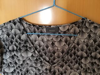 Blusa nueva C&A escote pico