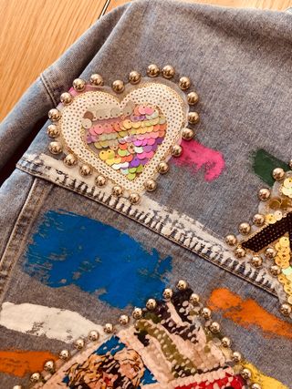 Cazadora oversize customizada