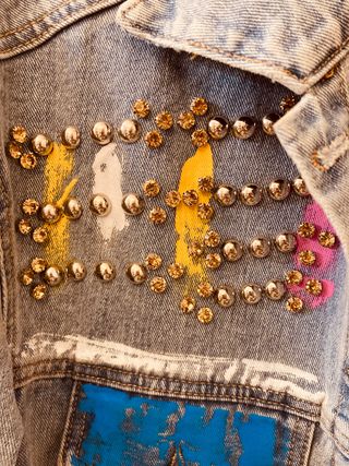 Cazadora oversize customizada