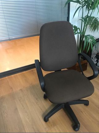 Silla oficina ruedas