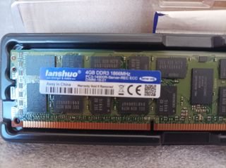 Dos memorias para servidor de 4 Gigas cada una