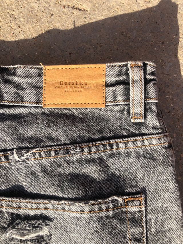 Pantalón Corto Bershka