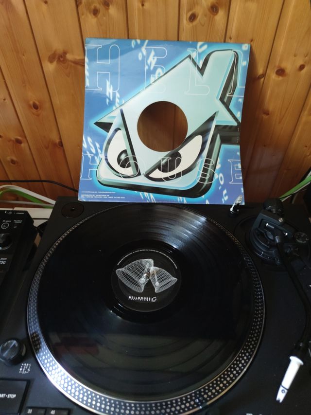 Yoji Biomehanika VS dj Scot project - Ding a ling