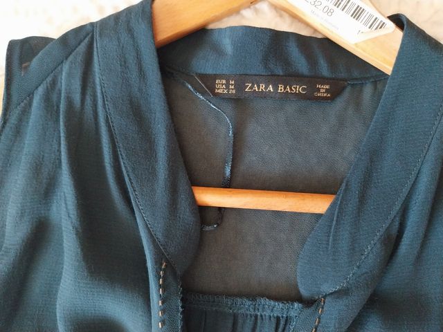 Mono de vestir, parte de arriba cruzada de Zara