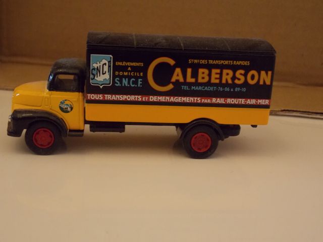 vendo modellini furgoncini anni 60