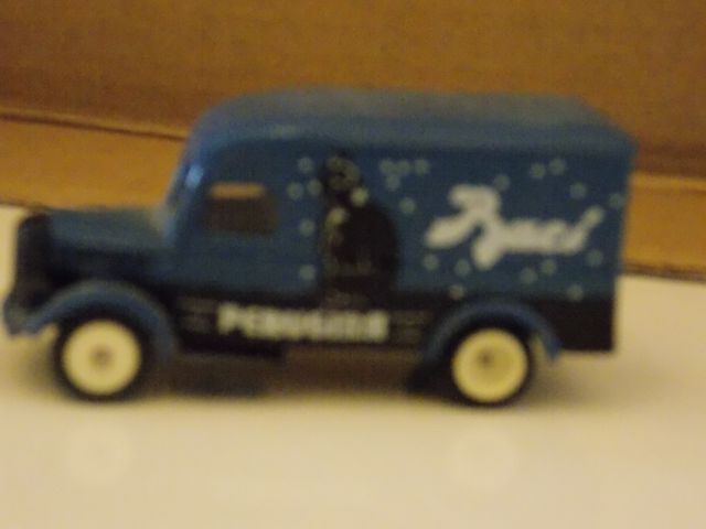 vendo modellini furgoncini anni 60