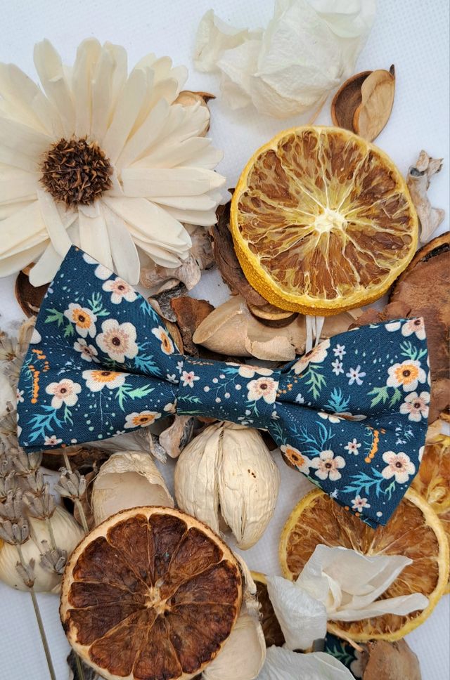 Pajarita Hecha a Mano - Handmade - ASTURIAS