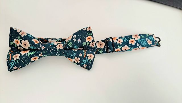 Pajarita Hecha a Mano - Handmade - ASTURIAS