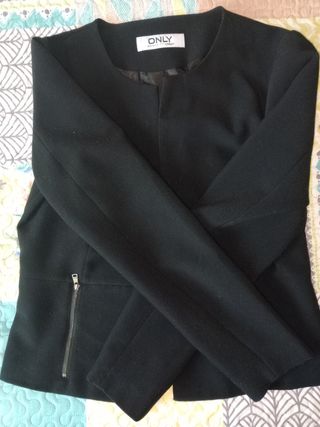 Blazer /Americana negra (M-L) Only