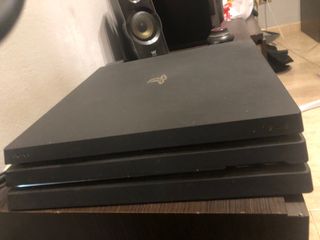 Ps4 pro 1TB software 13.02