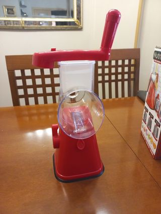 nutrislicer con sujeción a las superficies.